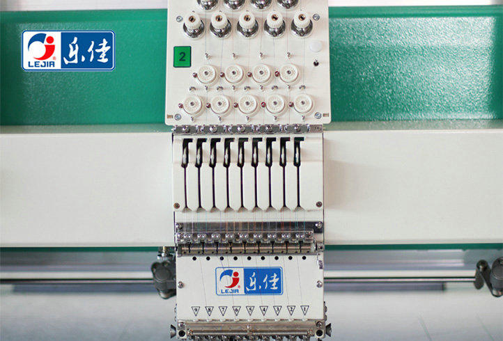 LJ-906 6-hlavový vysokorýchlostný počítačový vyšívací stroj